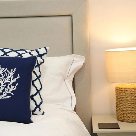 Apartment Fifty Steps From The Beach! *