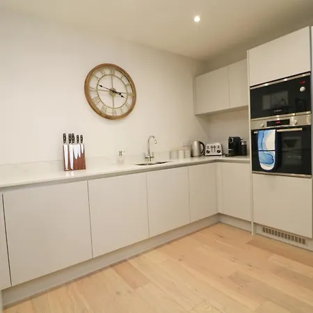 Fifty Steps From The Beach! Apartment Saint Merryn